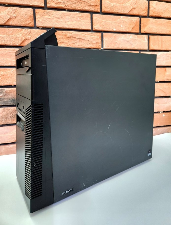 Lenovo ThinkCentre M83 TOWER